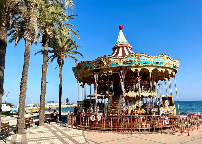 Apartamento De Moderno En Salou